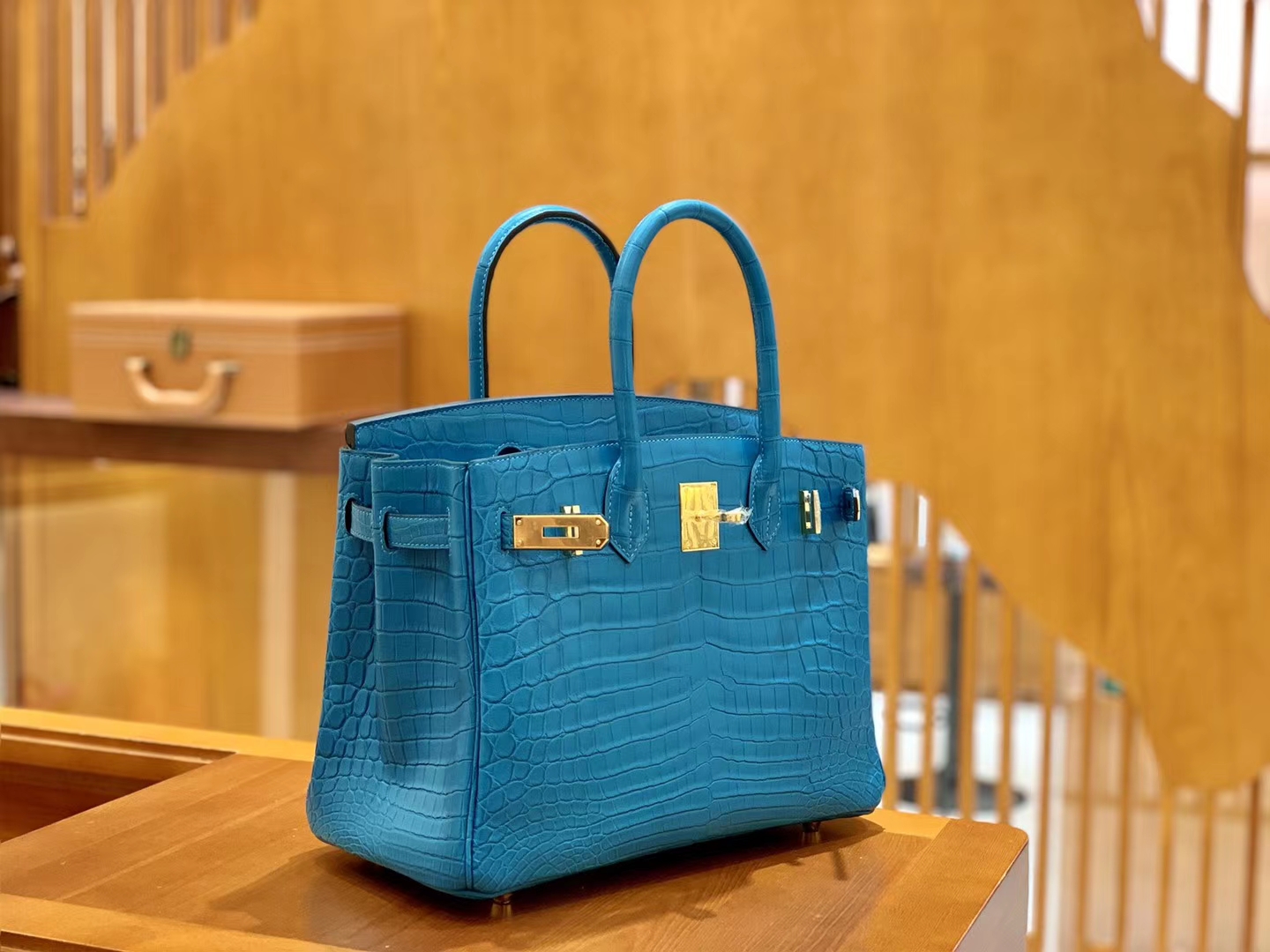 Hermès（爱马仕）Birkin 30cm 雾面 尼罗鳄鱼皮 伊兹密迩蓝 金扣 全手工缝制