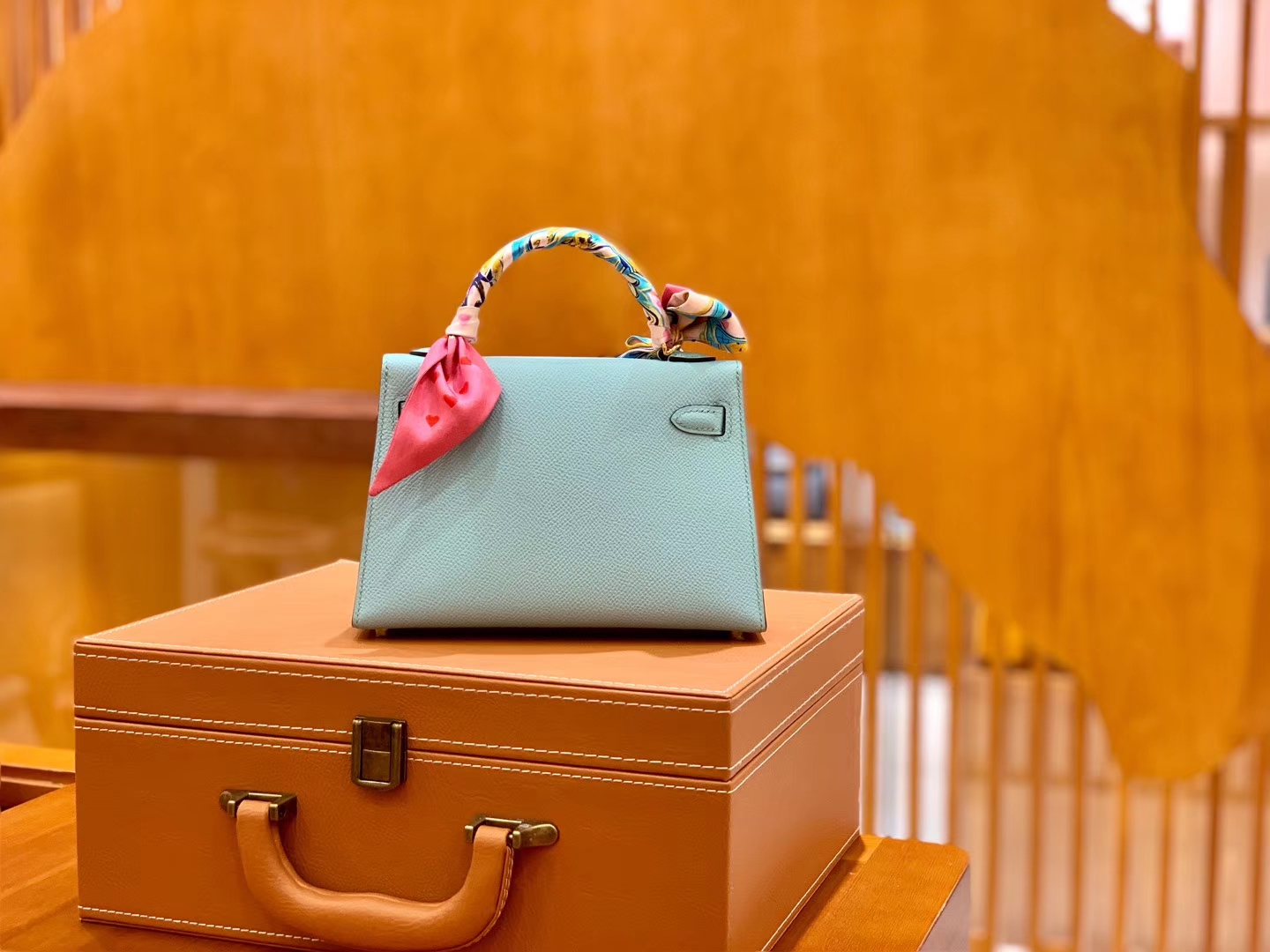 Hermès（爱马仕）Mini Kelly 19cm 马卡龙 金扣 掌纹牛皮 全手工缝制