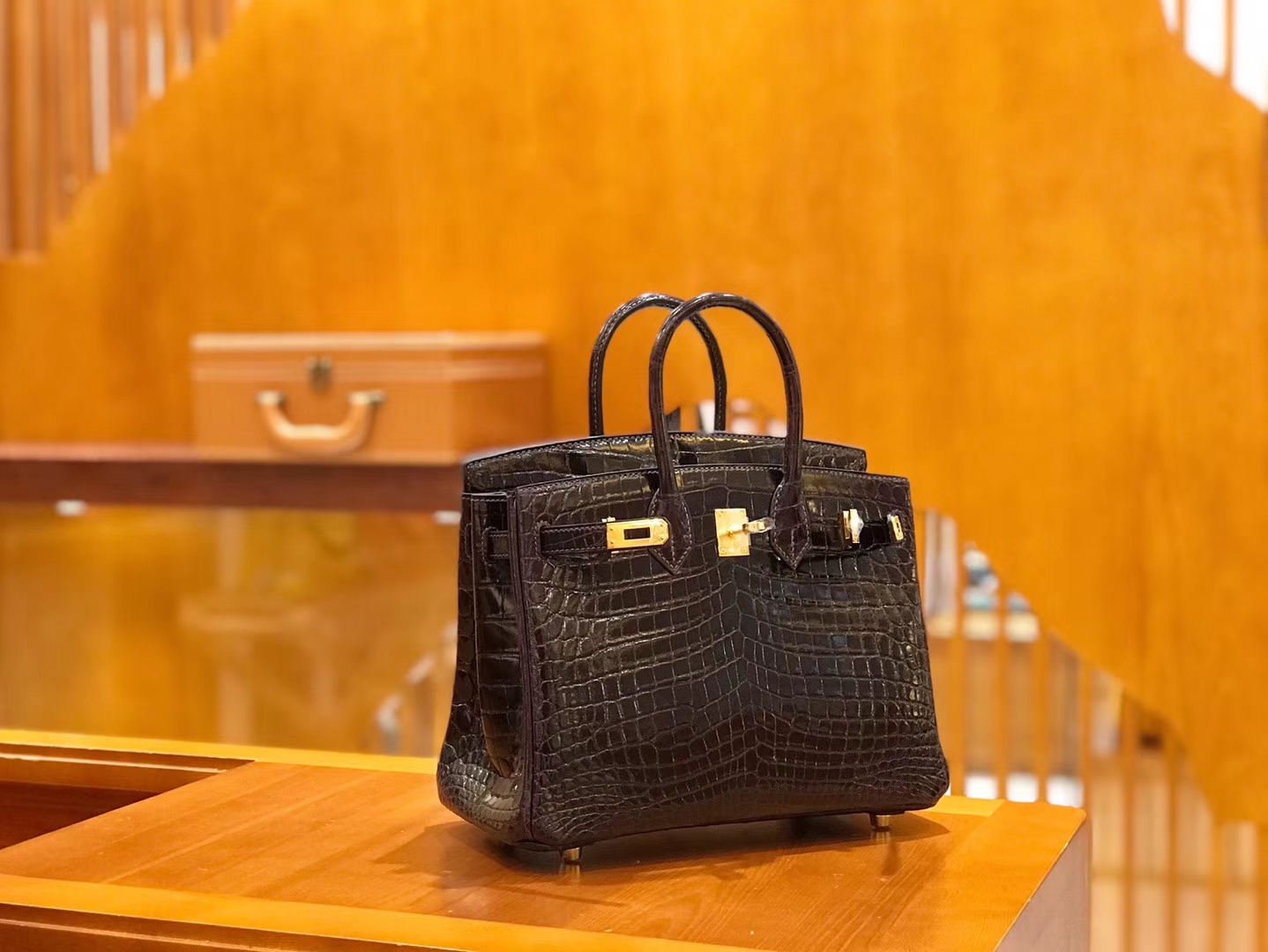 Hermès（爱马仕）Birkin 25cm 鳄鱼皮 茄子紫 不是黑色哦