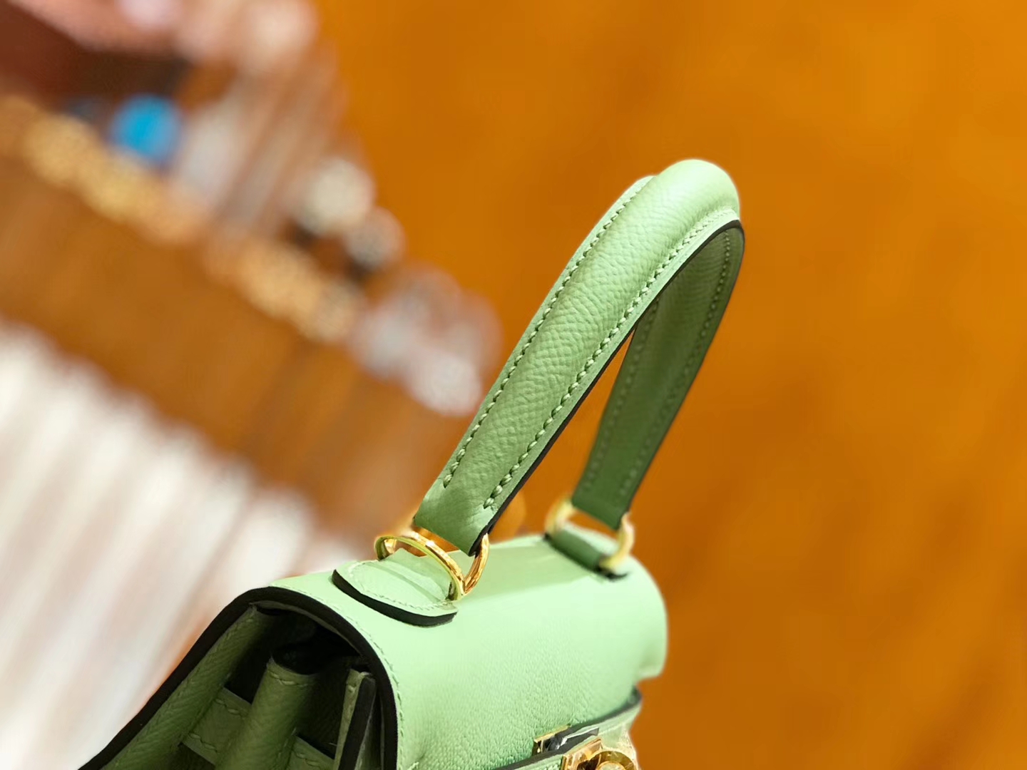 Hermès（爱马仕）Kelly 25cm 牛油果绿 金扣 掌纹牛皮 全手工缝制