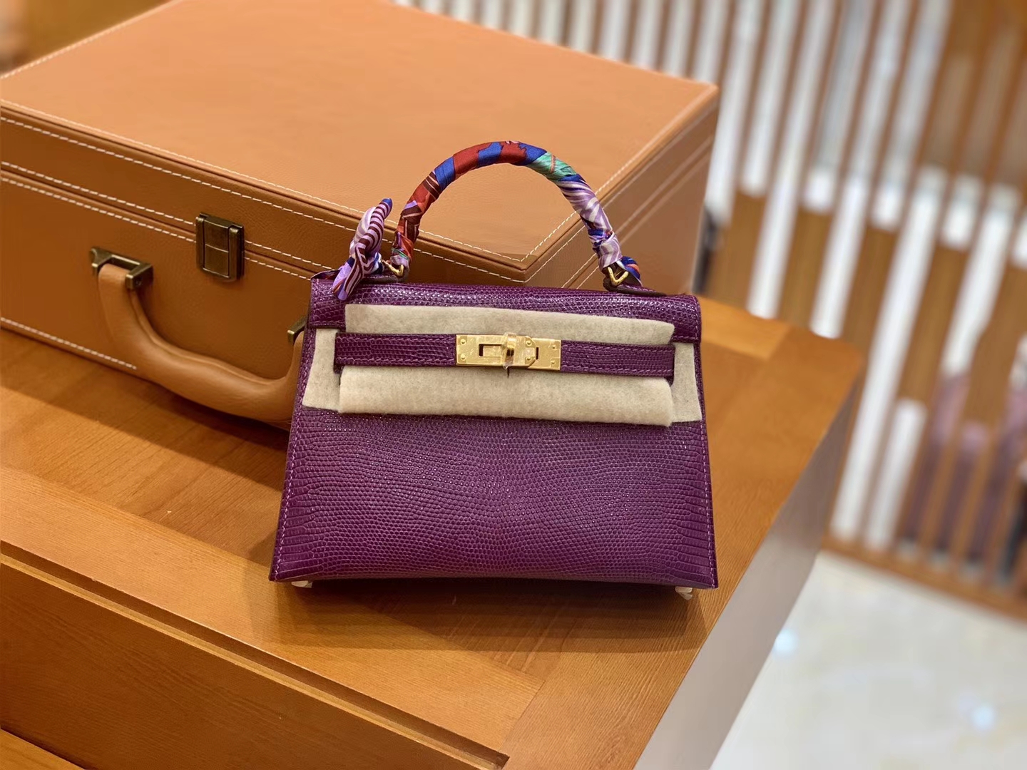 Hermès（爱马仕）迷你2代 19cm 海葵紫 金扣 蜥蜴皮 全手工缝制