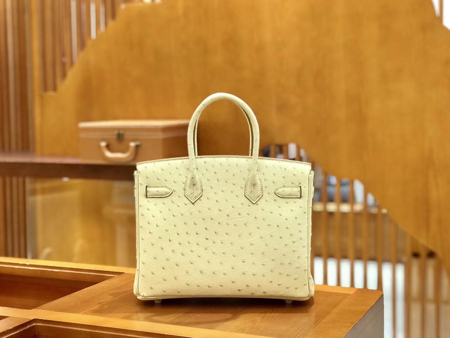 Hermès（爱马仕）Birkin 30cm 羊毛白 奶昔白 金扣 鸵鸟皮 全手工缝制