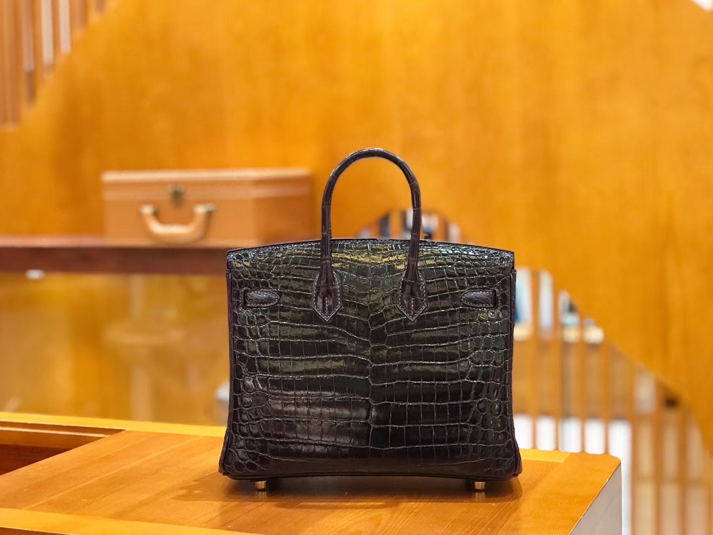 Hermès（爱马仕）Birkin 25cm 鳄鱼皮 茄子紫 不是黑色哦