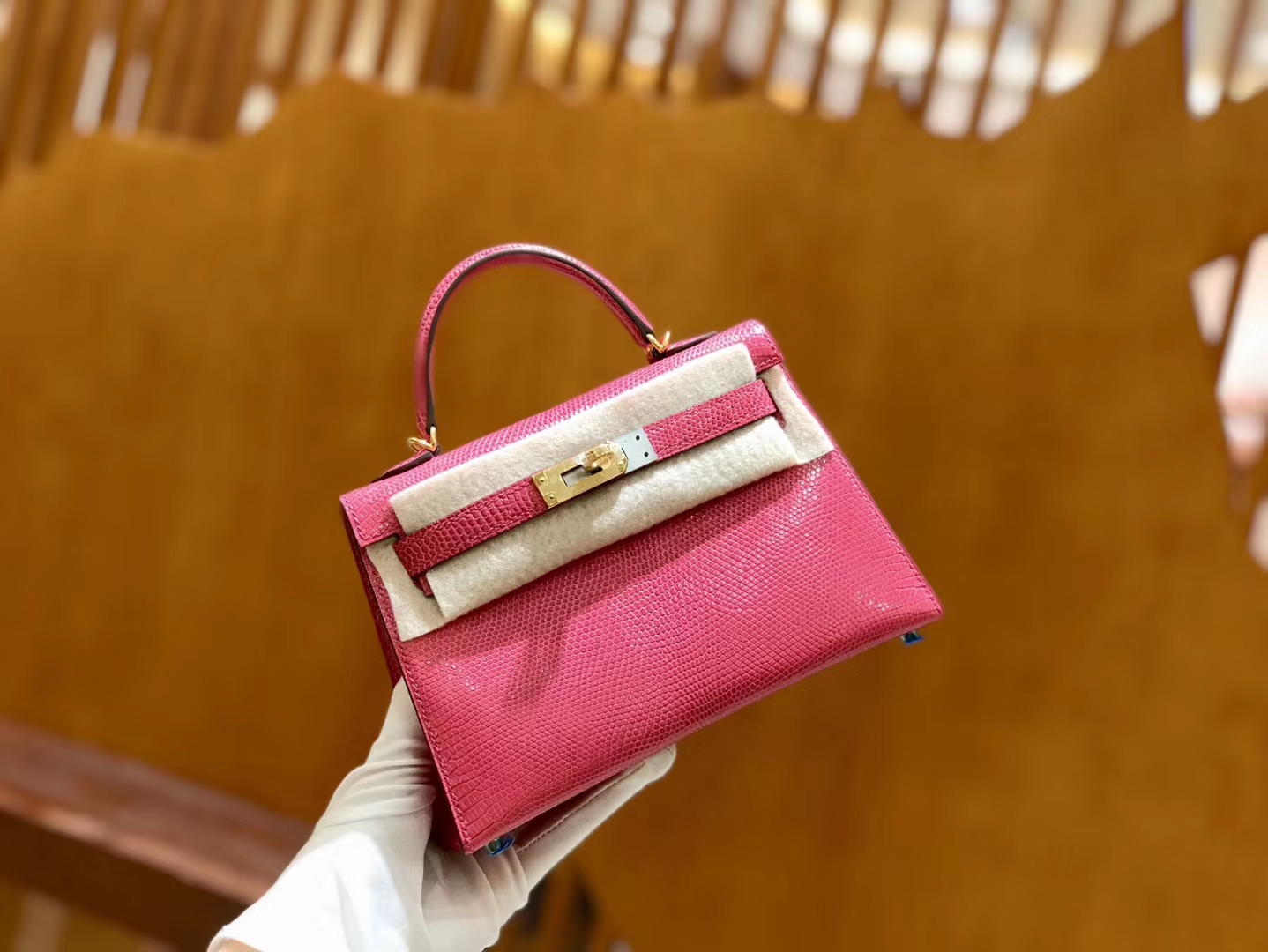 Hermès（爱马仕）新增现货 2代 19cm 蜥蜴皮 杜娟粉 金扣 全手工缝制