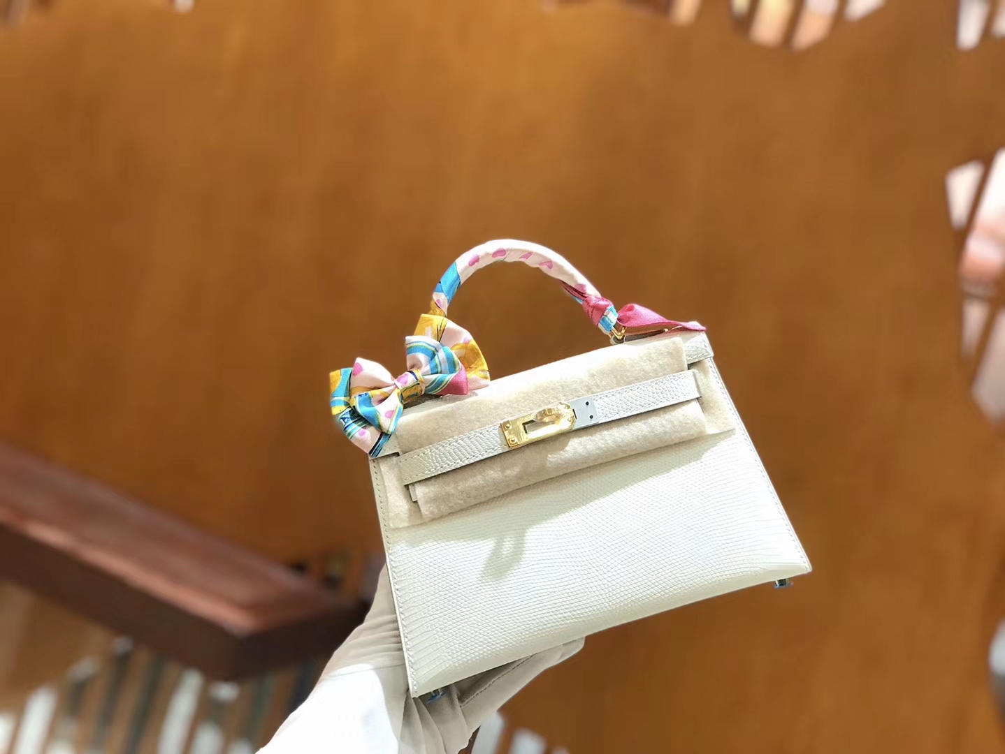Hermès（爱马仕）新增现货 2代 19cm 蜥蜴皮 奶昔白 金扣 全手工缝制