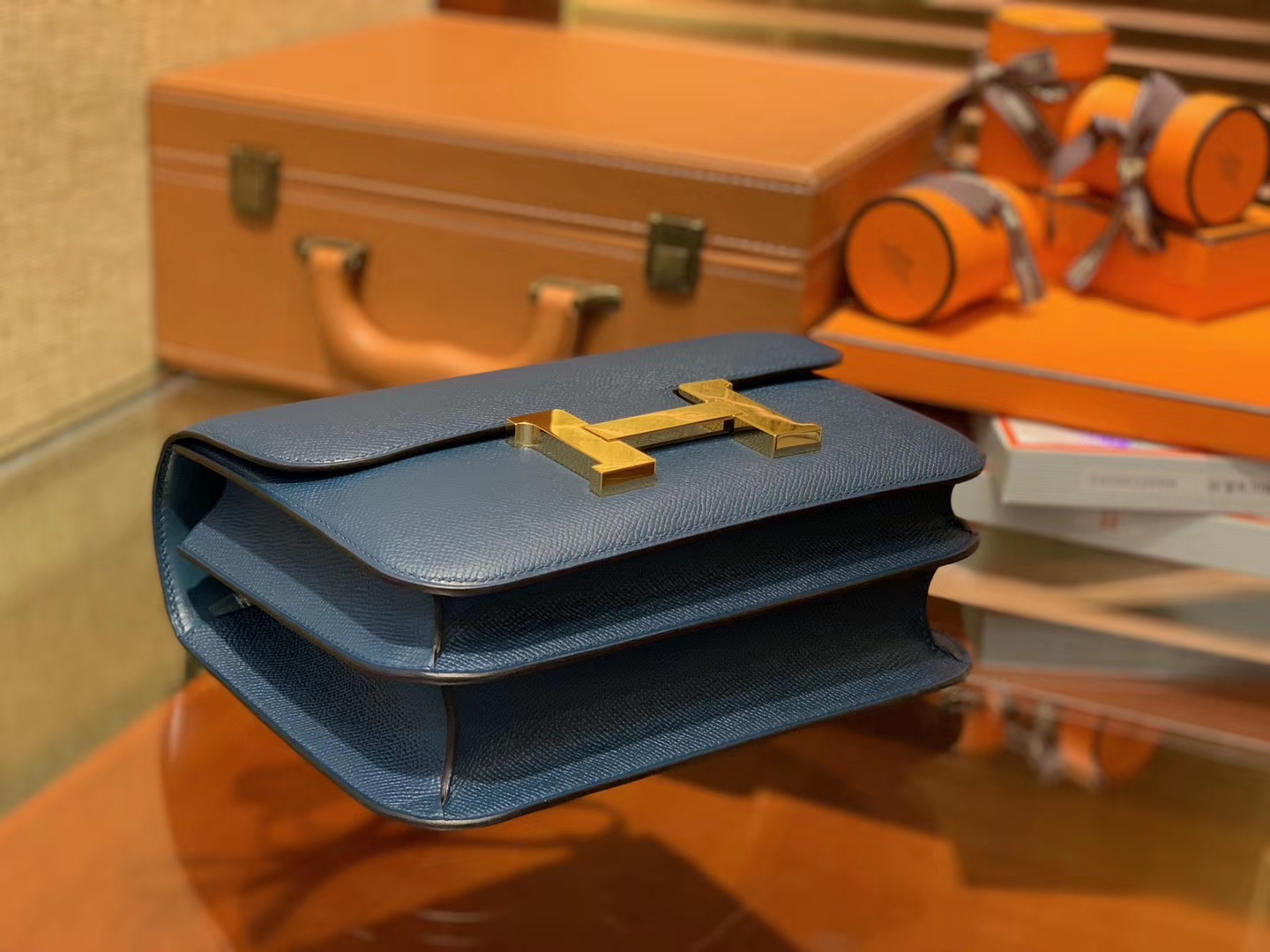 Hermès（爱马仕）Constance 24cm 靛蓝色 金扣 掌纹牛皮 全手工缝制 现货