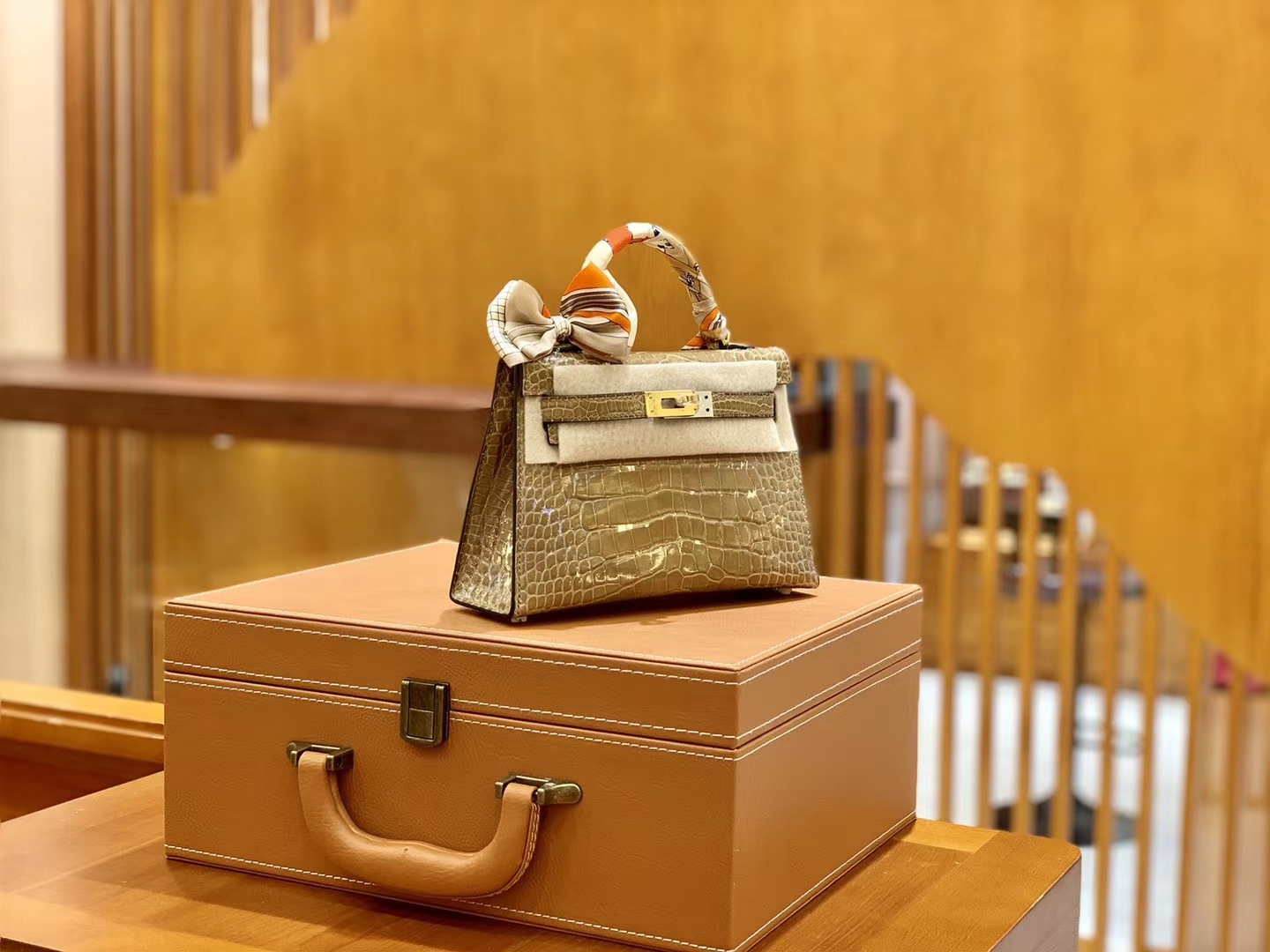 Hermès（爱马仕）迷你 2代 19cm 美洲鳄鱼 沙色 进口 全手工缝制 新增现货