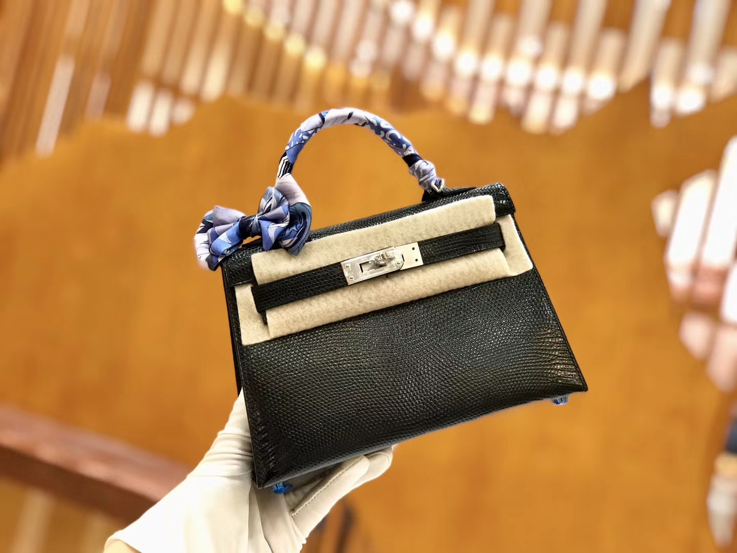 Hermès（爱马仕）新增现货 2代 19cm 蜥蜴皮 经典黑 银扣 全手工缝制