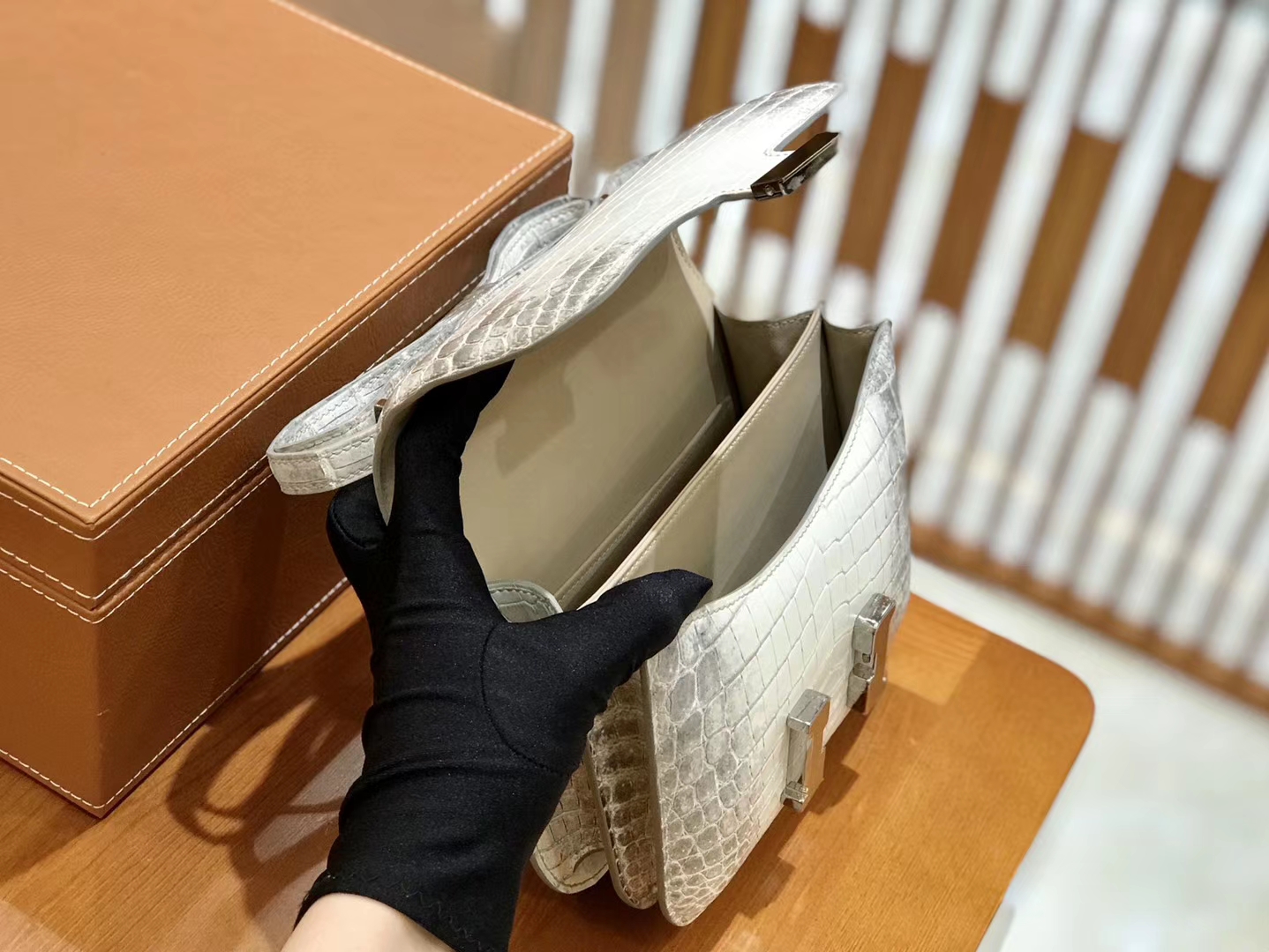 Hermès（爱马仕）Constance 空姐包 喜玛拉雅 银扣 18cm 顶级品质