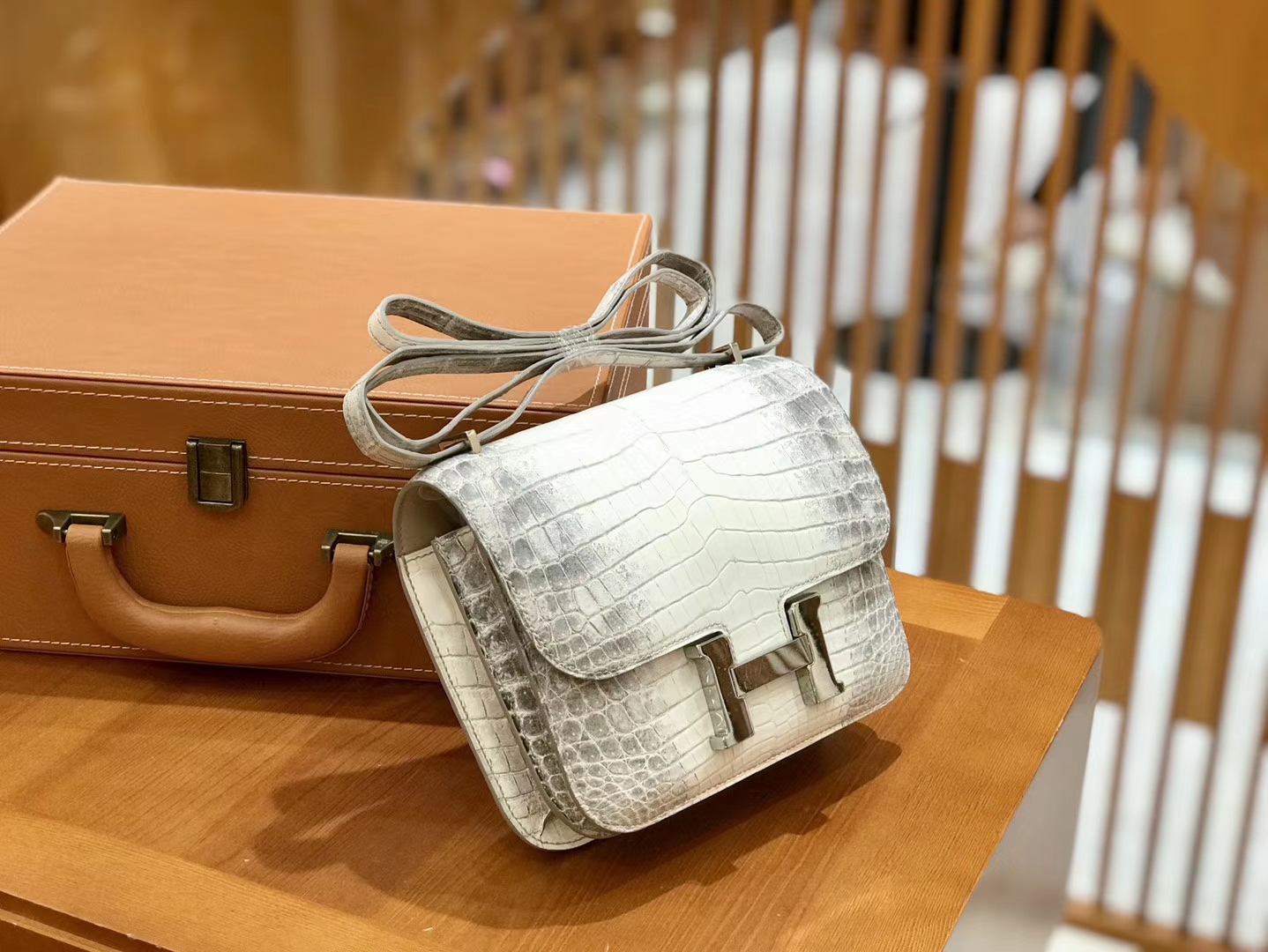 Hermès（爱马仕）Constance 空姐包 喜玛拉雅 银扣 18cm 顶级品质