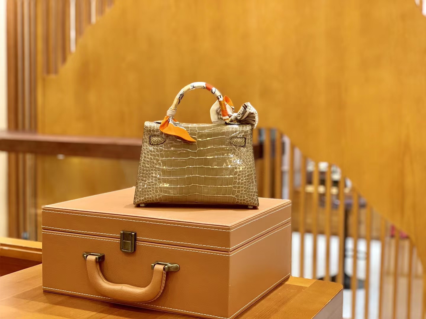Hermès（爱马仕）迷你 2代 19cm 美洲鳄鱼 沙色 进口 全手工缝制 新增现货