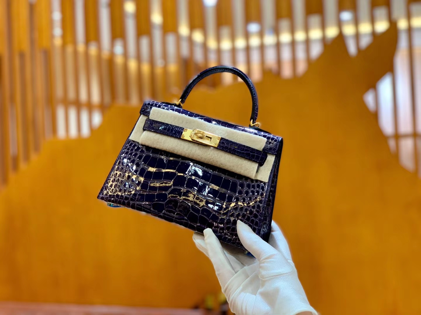 Hermès（爱马仕）迷你 2代 19cm 美洲鳄鱼 墨水蓝 金扣 全手工缝制 新增现货