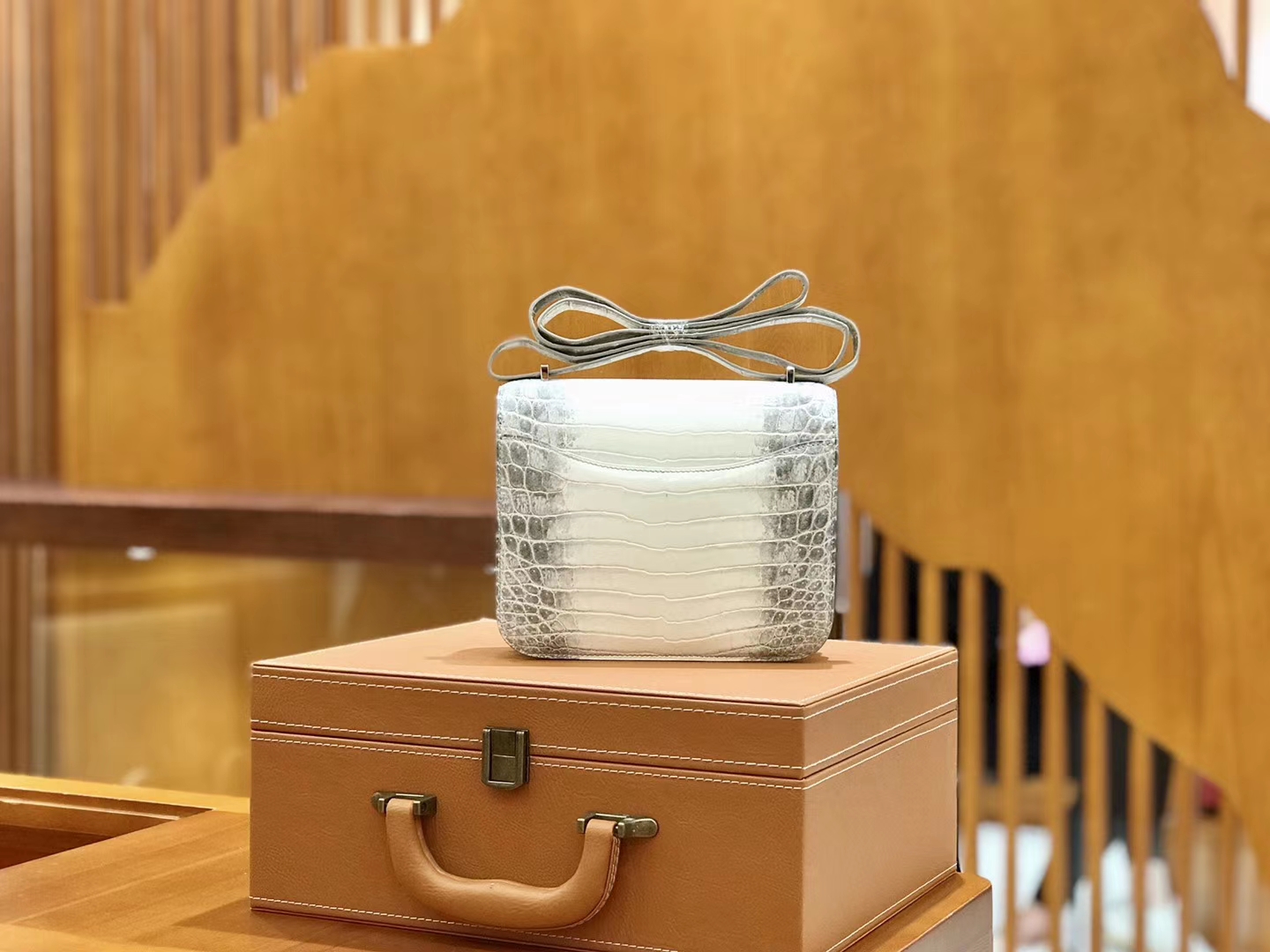 Hermès（爱马仕）Constance 空姐包 喜玛拉雅 银扣 18cm 顶级品质