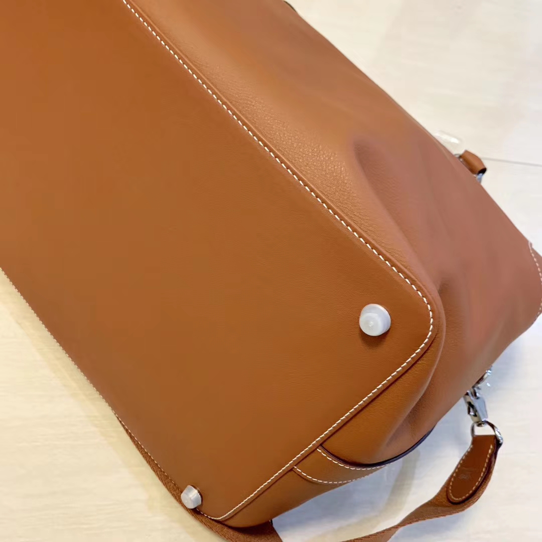 Hermès（爱马仕）Toolbox 牛奶盒 旅行包 金棕色 35cm 少量现货
