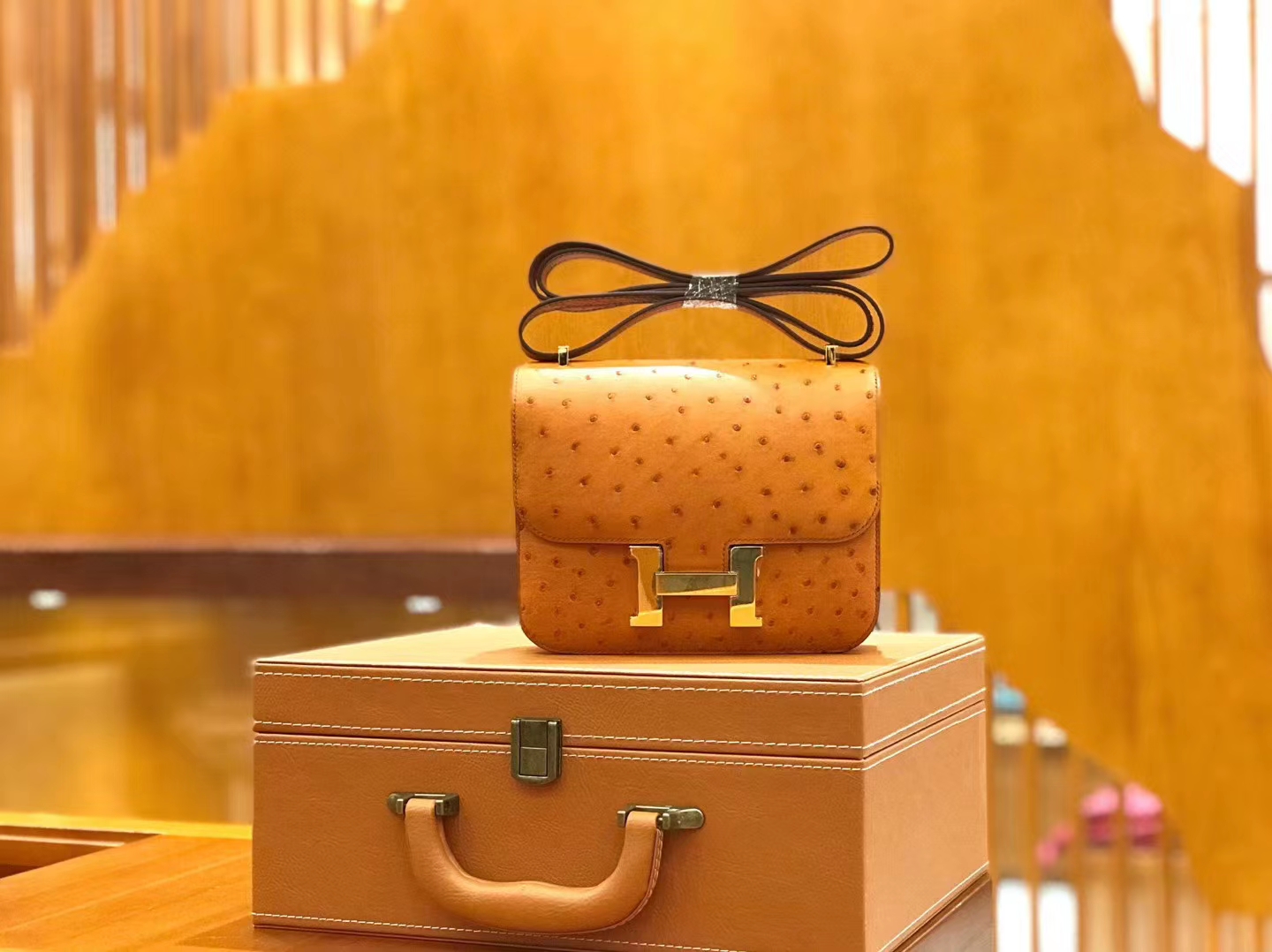 Hermès（爱马仕）Constance 18cm 金棕色 南非KK级鸵鸟皮 金扣 原版蜜蜡线 顶级手缝