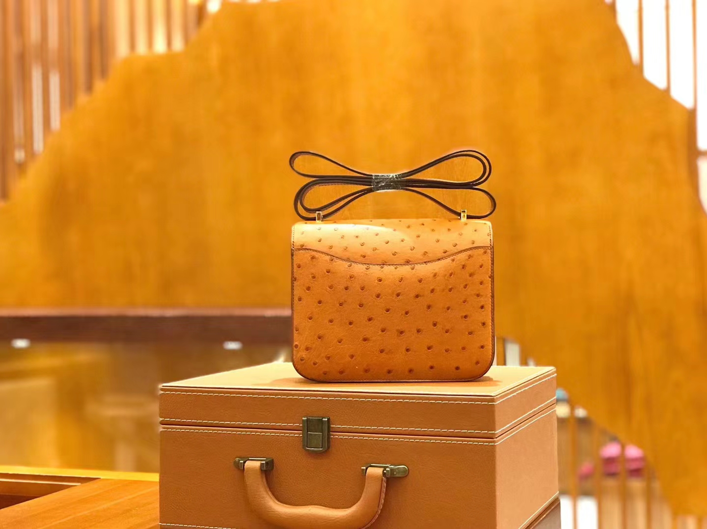 Hermès（爱马仕）Constance 18cm 金棕色 南非KK级鸵鸟皮 金扣 原版蜜蜡线 顶级手缝