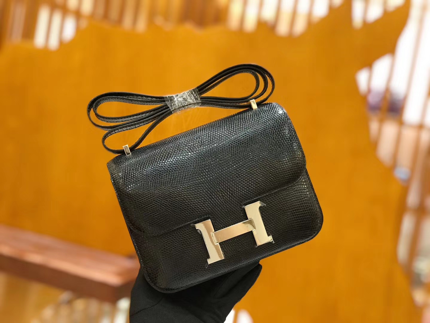 Hermès（爱马仕）Constance 18cm 经典黑 南非野生蜥蜴皮 银扣 原版蜜蜡线 顶级手缝