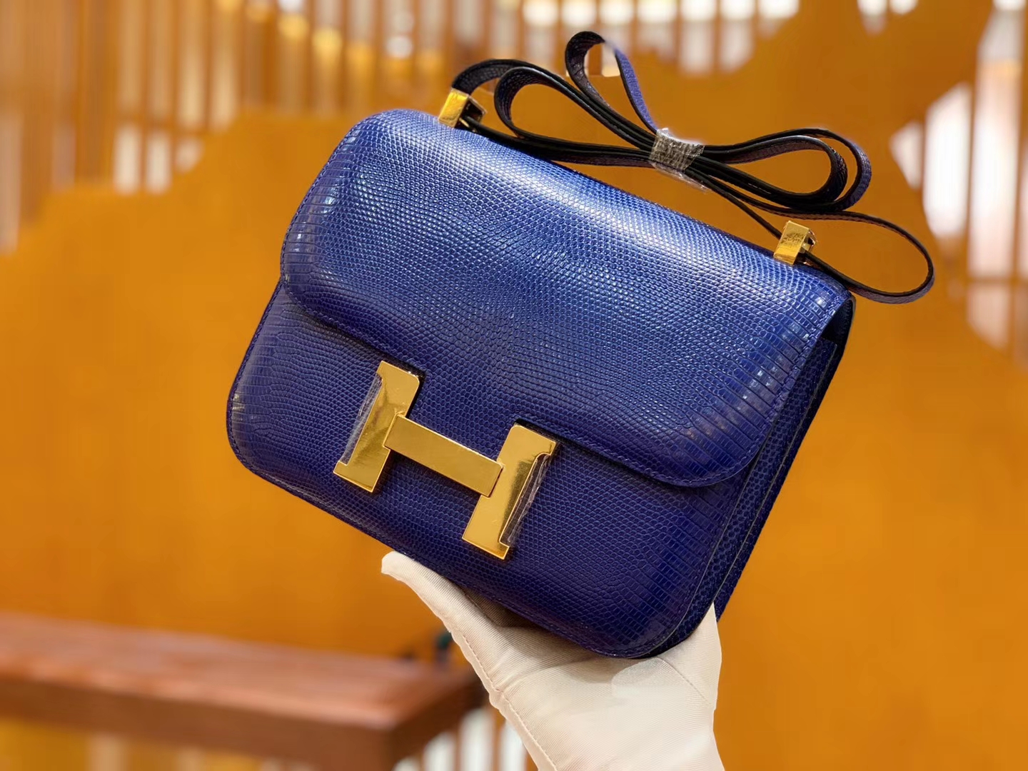 Hermès（爱马仕）Constance 24cm 电光蓝 南非蜥蜴皮 全手工缝制