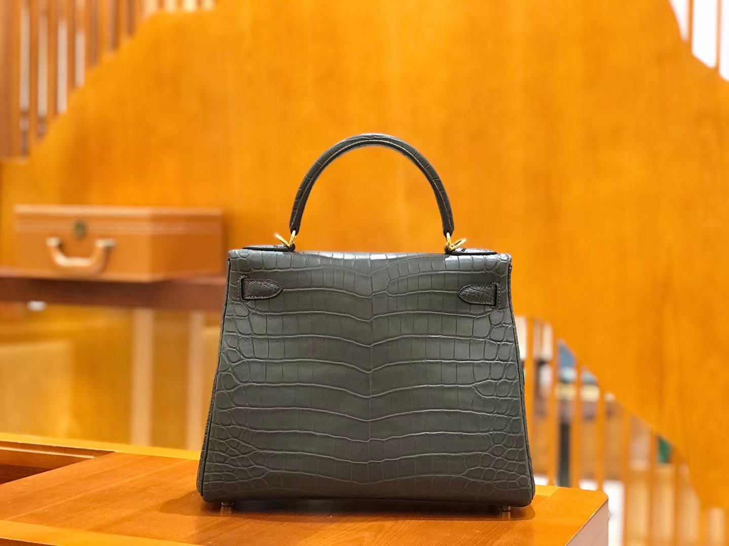 Hermès（爱马仕）Kelly 28cm 石墨灰 金扣 哑光 尼罗鳄鱼皮 全手工缝制 现货