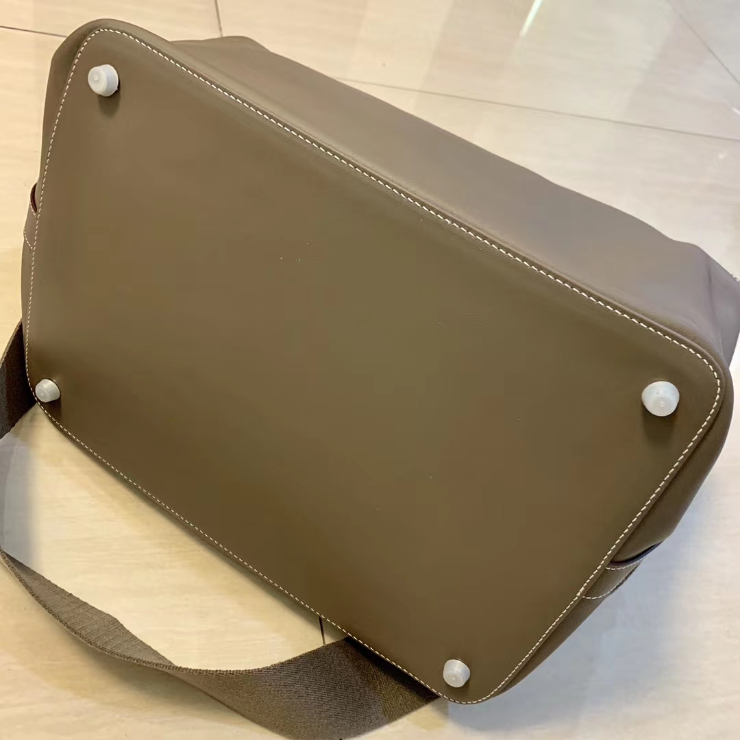 Hermès（爱马仕）Toolbox 牛奶盒 旅行包 斑鸠灰 35cm 少量现货