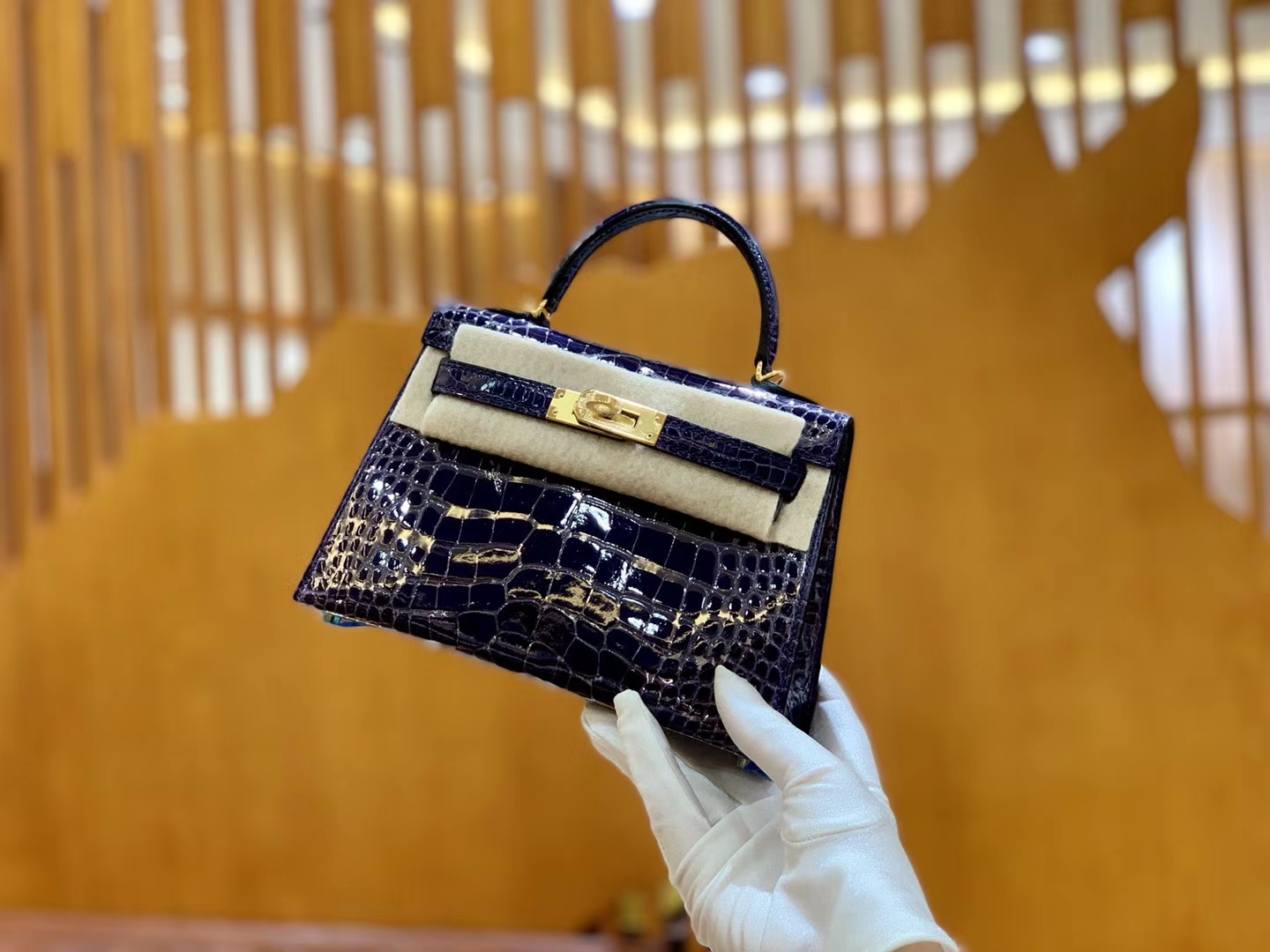 Hermès（爱马仕）迷你 2代 美洲鳄鱼皮 茄子紫  全手工缝制 现货