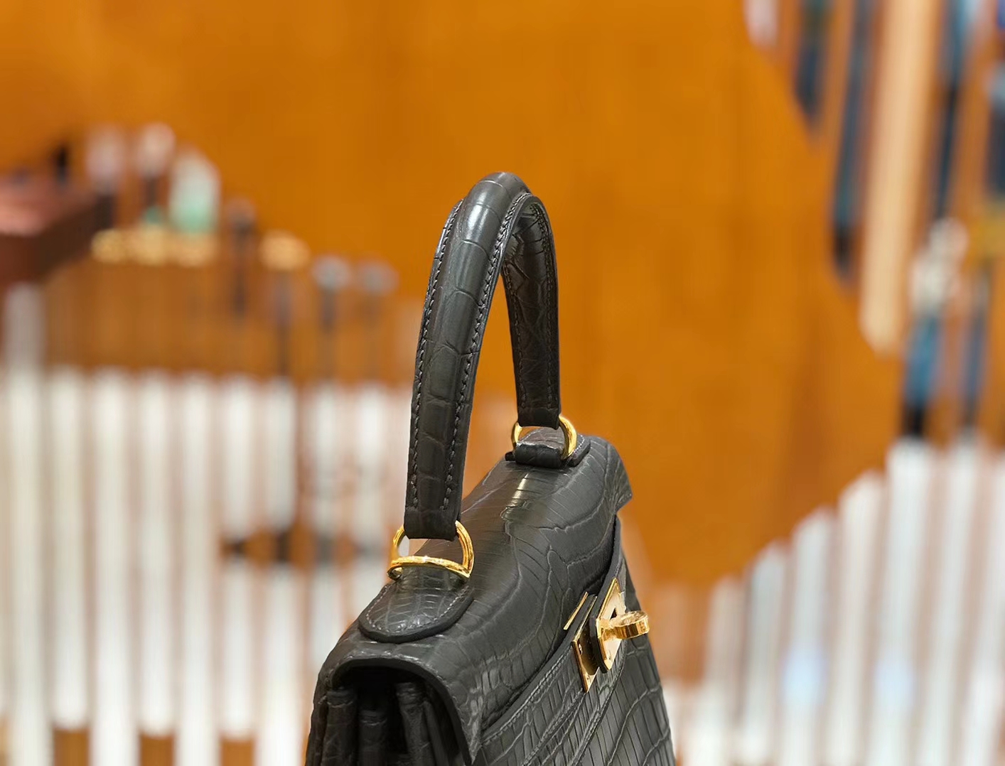 Hermès（爱马仕）Kelly 28cm 石墨灰 金扣 哑光 尼罗鳄鱼皮 全手工缝制 现货
