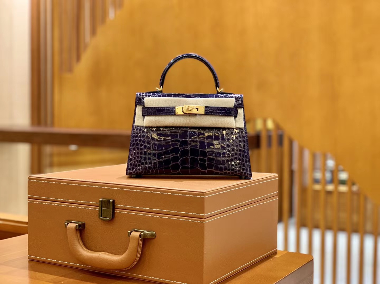 Hermès（爱马仕）迷你 2代 美洲鳄鱼皮 茄子紫  全手工缝制 现货