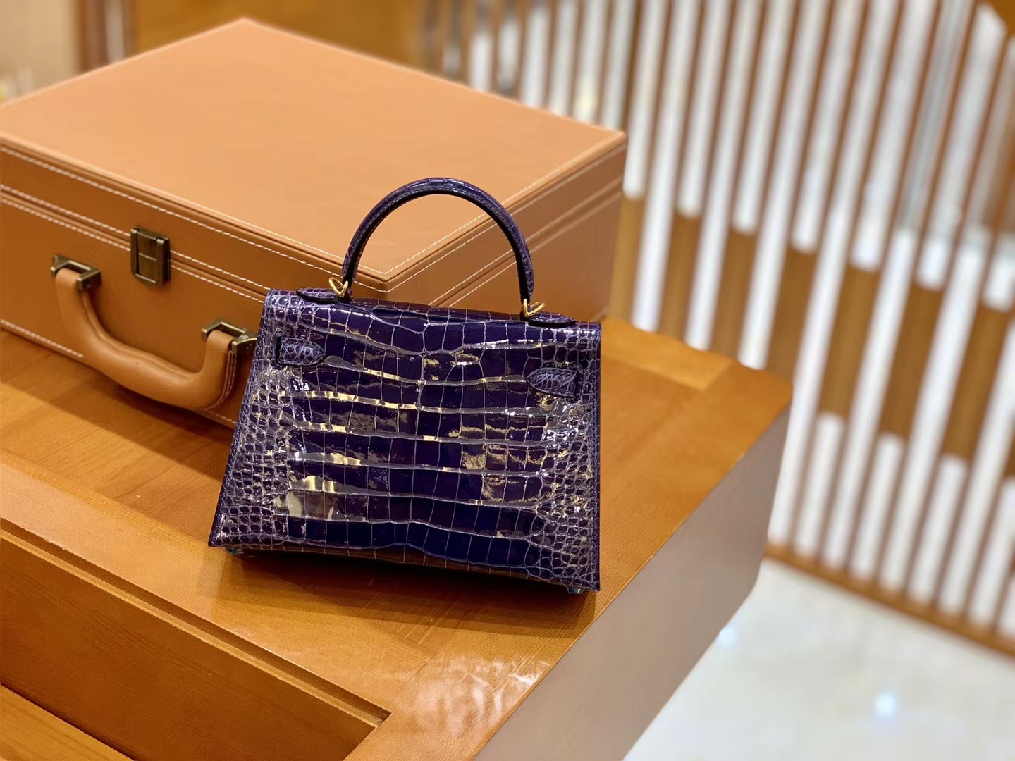 Hermès（爱马仕）迷你 2代 美洲鳄鱼皮 茄子紫  全手工缝制 现货