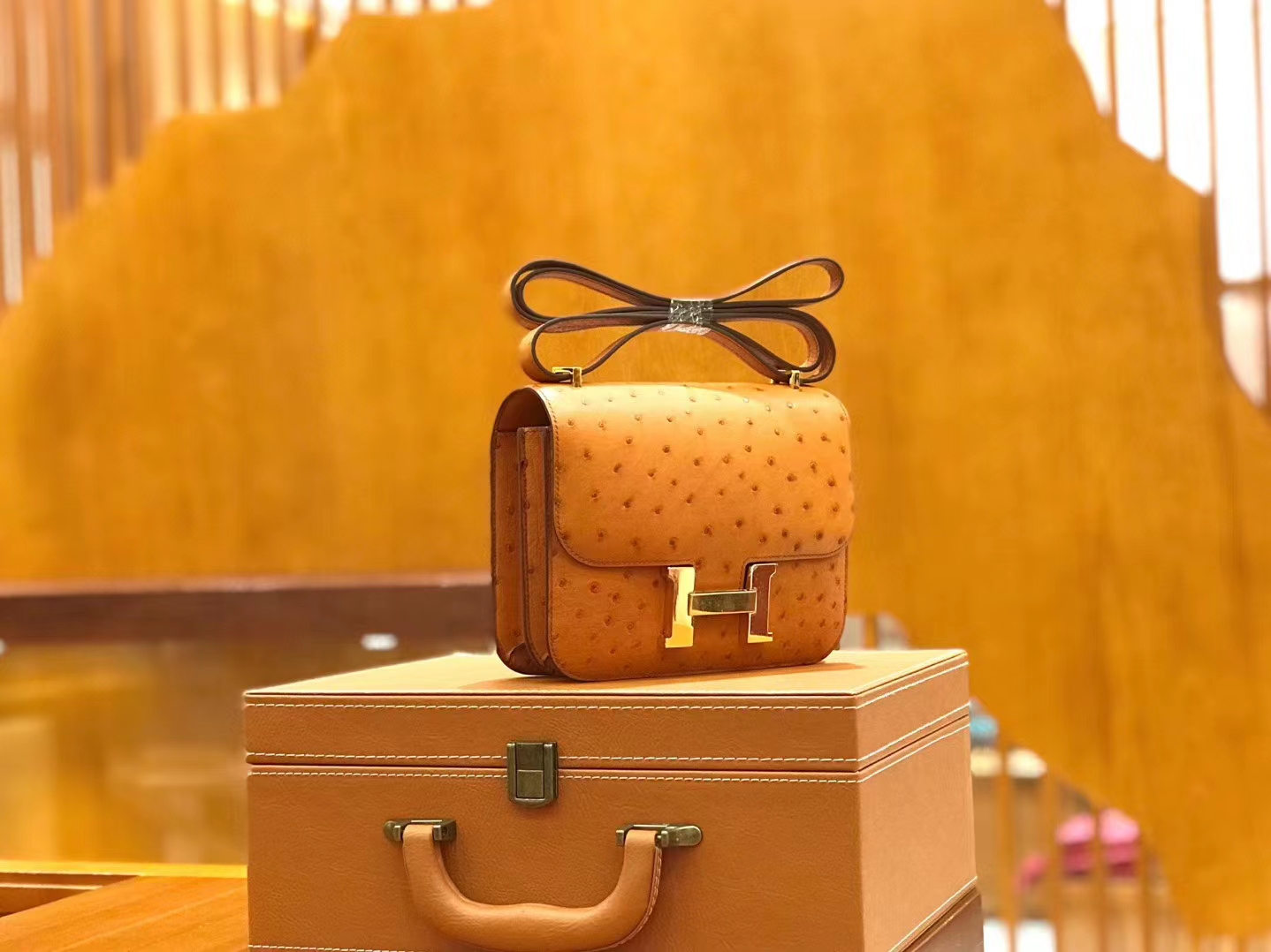 Hermès（爱马仕）Constance 18cm 金棕色 南非KK级鸵鸟皮 金扣 原版蜜蜡线 顶级手缝