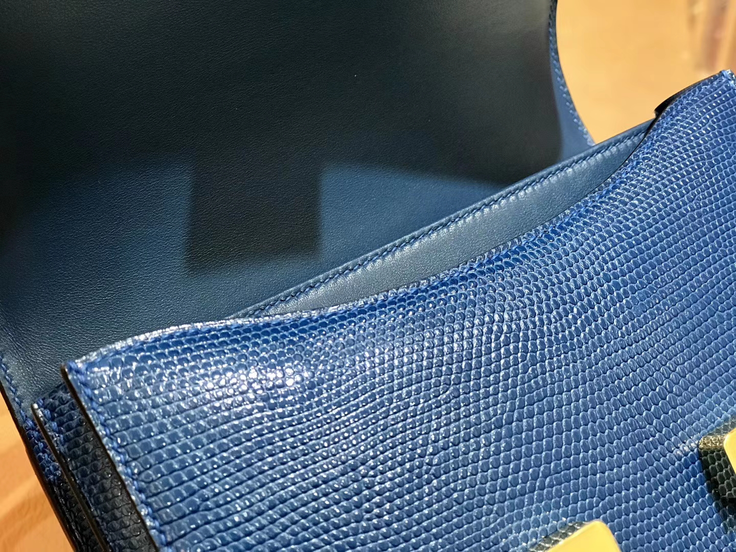 Hermès（爱马仕）Constance 18cm 海军蓝 南非蜥蜴皮 全手工缝制