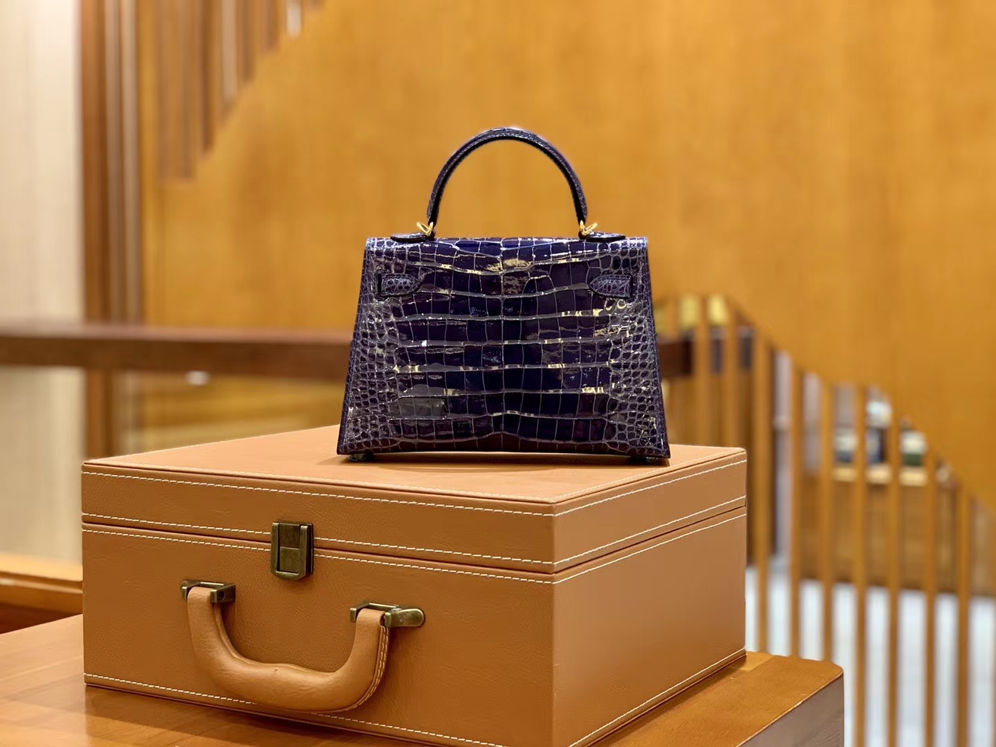 Hermès（爱马仕）迷你 2代 美洲鳄鱼皮 茄子紫  全手工缝制 现货